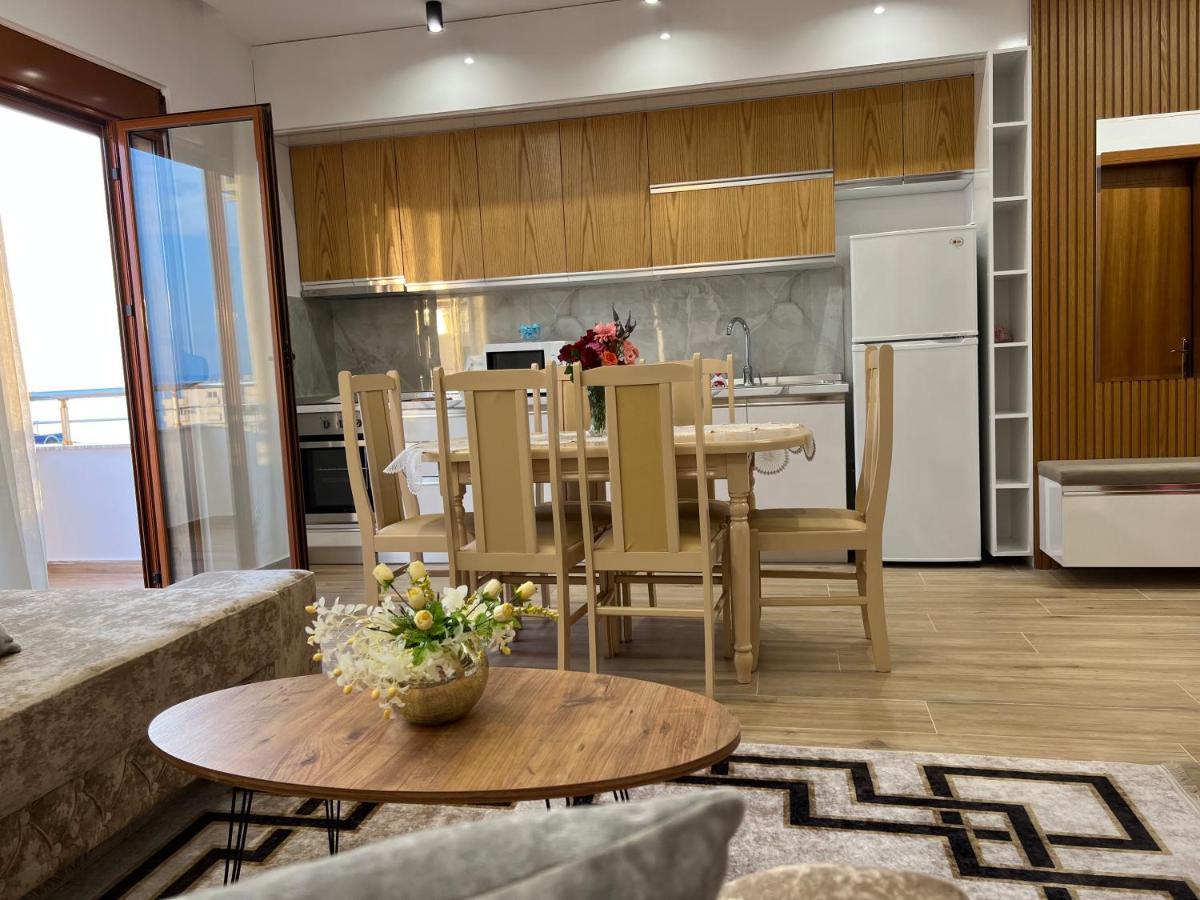 West View Apartment Durrës Esterno foto